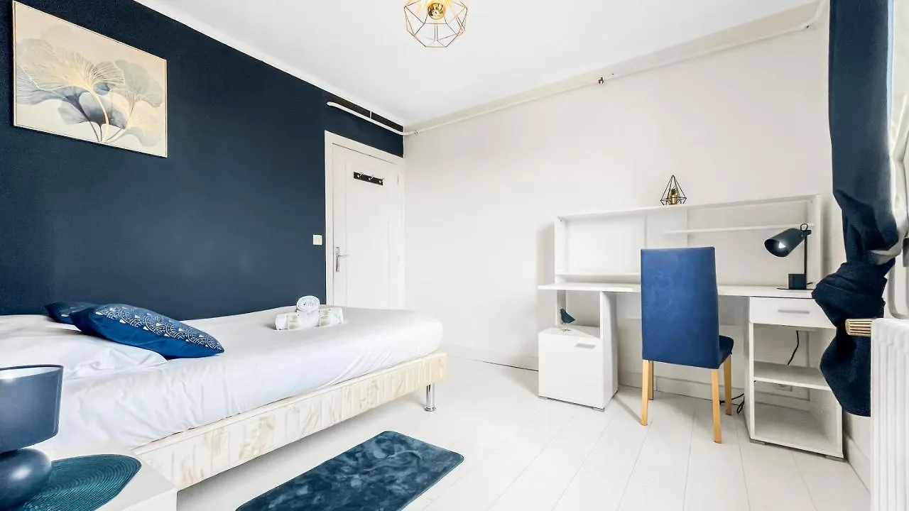 Coloc Capucin - Belle Colocation Avec 3 Chambres Independantes / Balcon Prive / Parking Collectif / Wifi Gratuit Annemasse